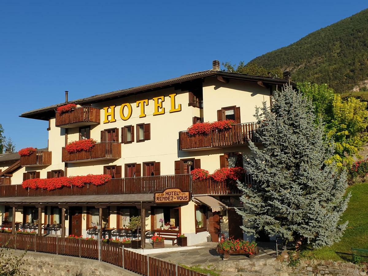 Hotel Rendez-Vous - Aymavilles Exterior foto